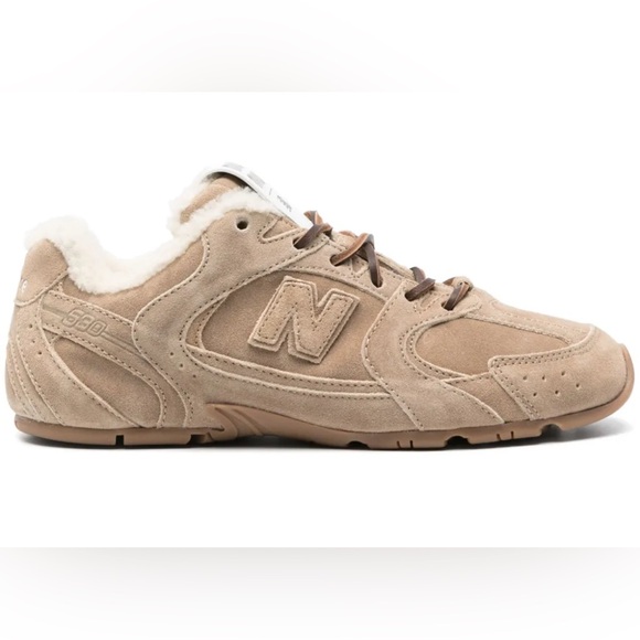 ew Balance x Miu Miu 530 SL Suede Sneakers size 39.5 - Picture 1 of 16
